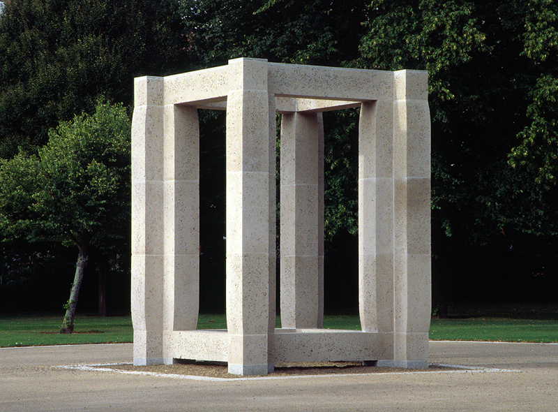 Enclosure - Paul de Monchaux